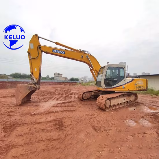 Kato HD820III Подержанный гусеничный экскаватор с ковшом 0,8 м3